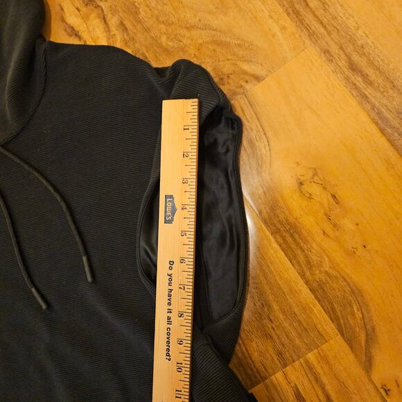 Varley Black Oversized Hoodie Sweatshirt - Picture 8 of 16